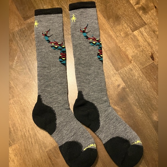 Smartwool Other - Smartwool Ski Cushioned Snowboard Snow Socks - Like New! ❄️